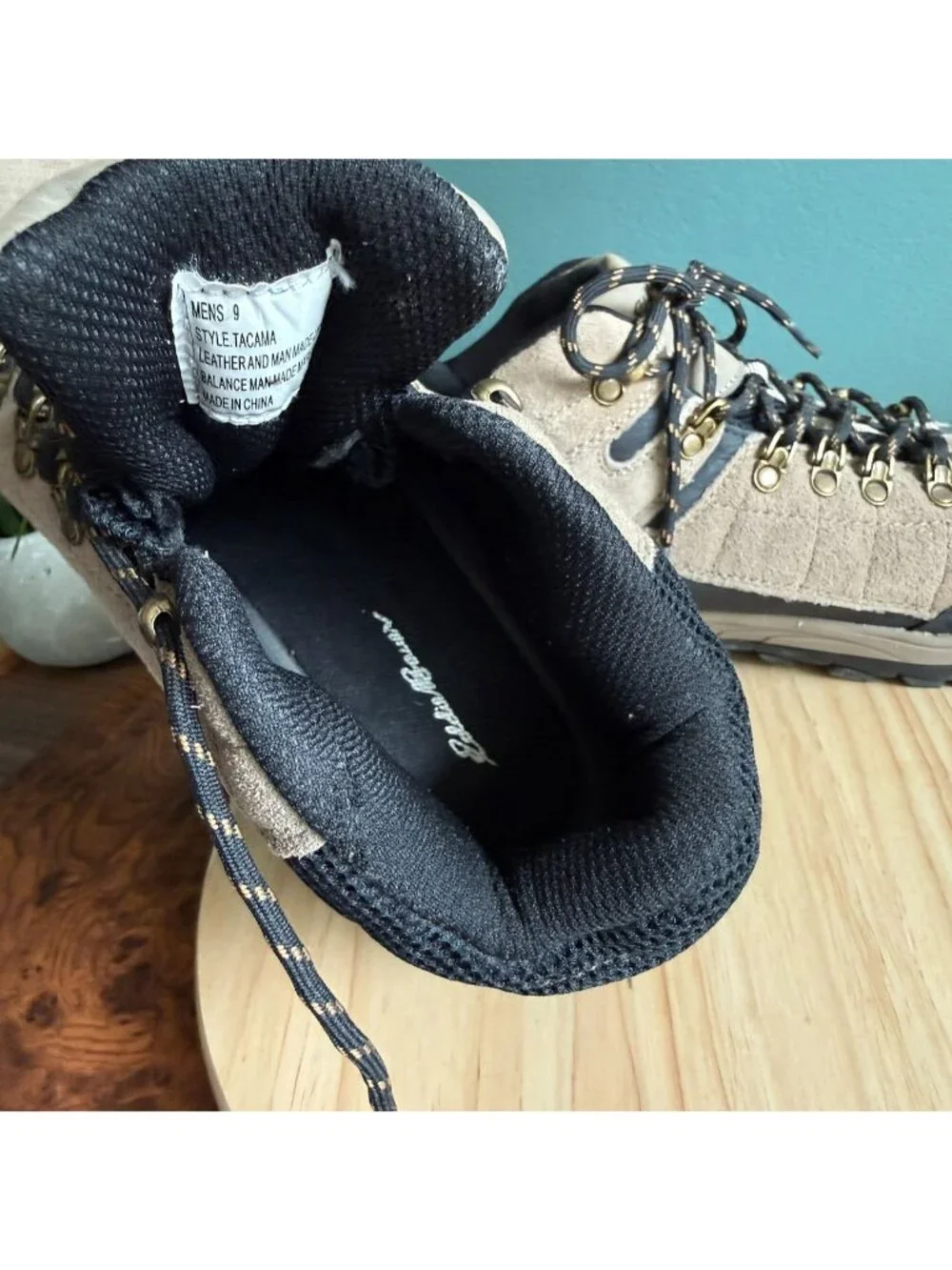 Eddie Bauer Mens Hiking Boots Size 9 Tacama Suede Tan Black Memory Foam Eddie Bauer Mens Hiking Boots Size 9 Tacama Suede Tan Black  main image 4